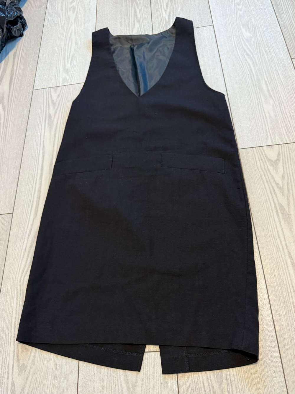 Vintage 100% linen black dress 6 V-neck pockets overalls classic neutral summer